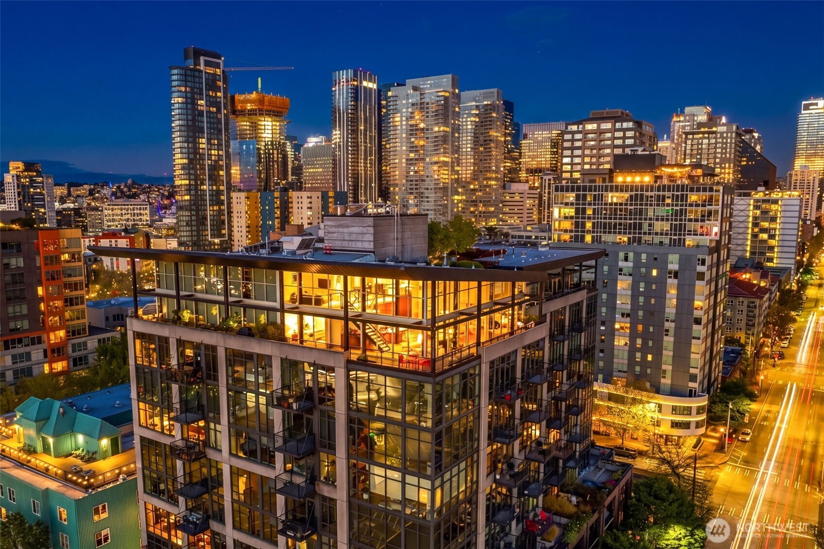 2720 3rd Avenue #PH1, Seattle, WA 98121