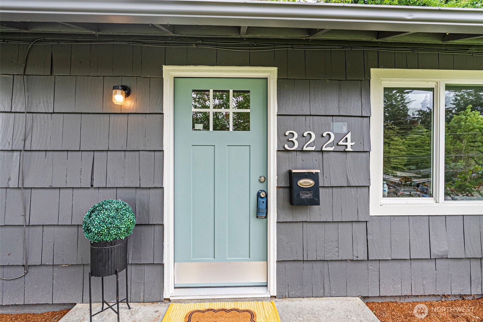 3224 Halverson Avenue , Bremerton, WA 98310