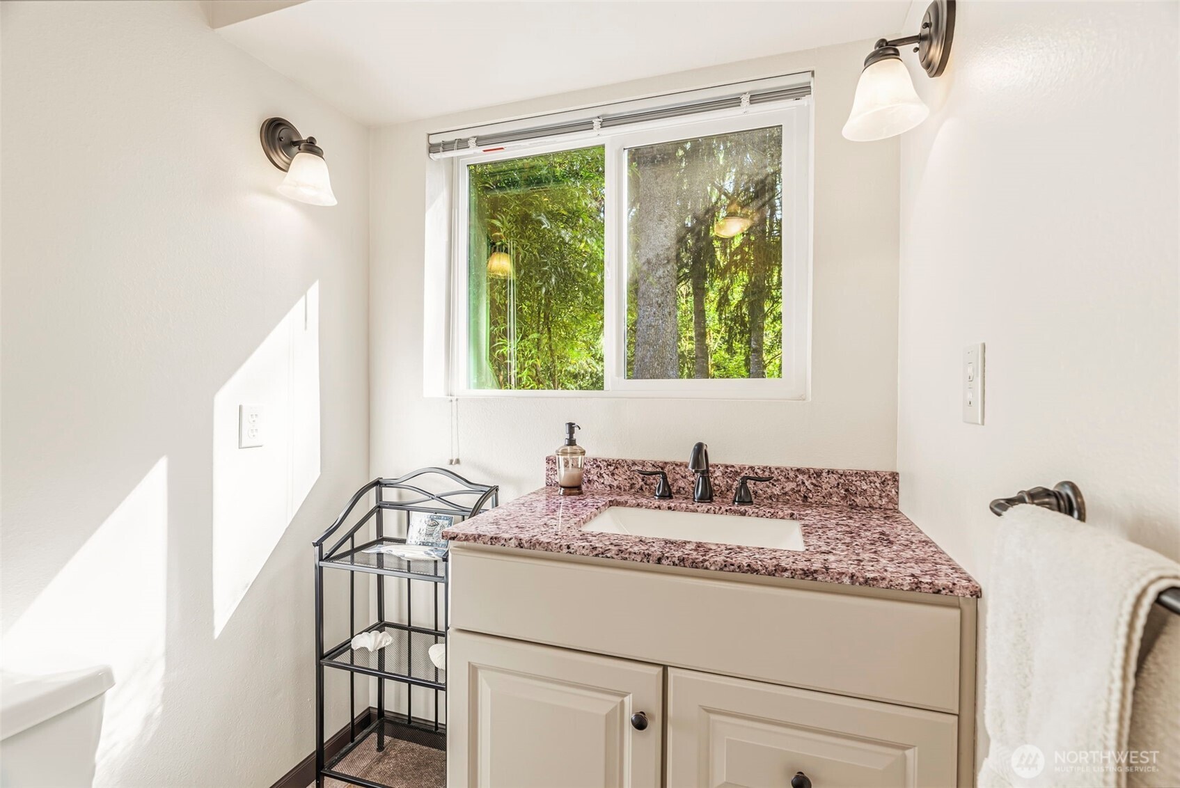 1350 Stella Road , Longview, WA 98632