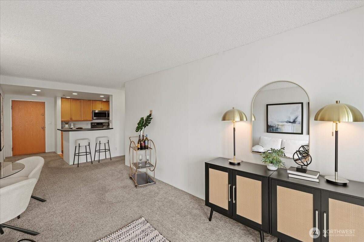 121 Vine Street #1404, Seattle, WA 98121