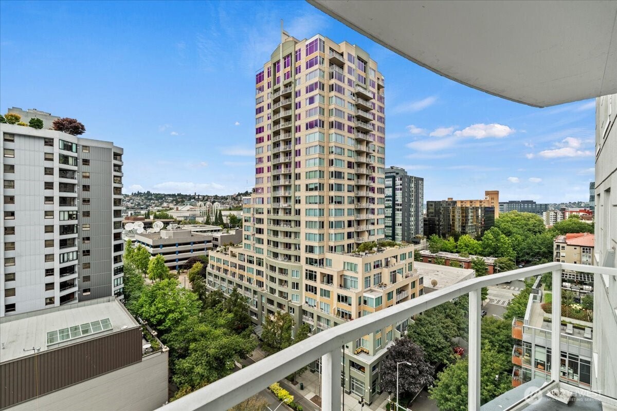 121 Vine Street #1404, Seattle, WA 98121
