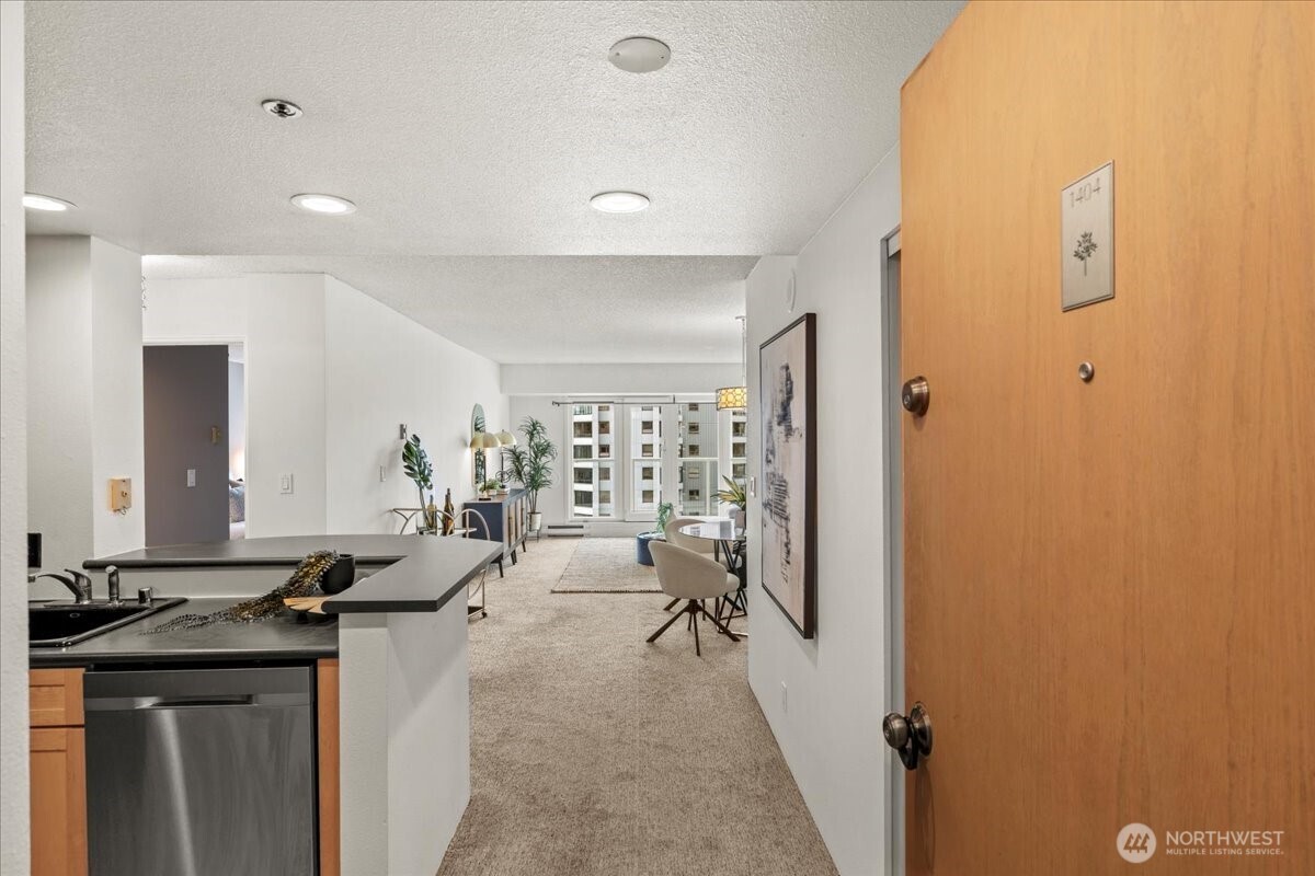 121 Vine Street #1404, Seattle, WA 98121