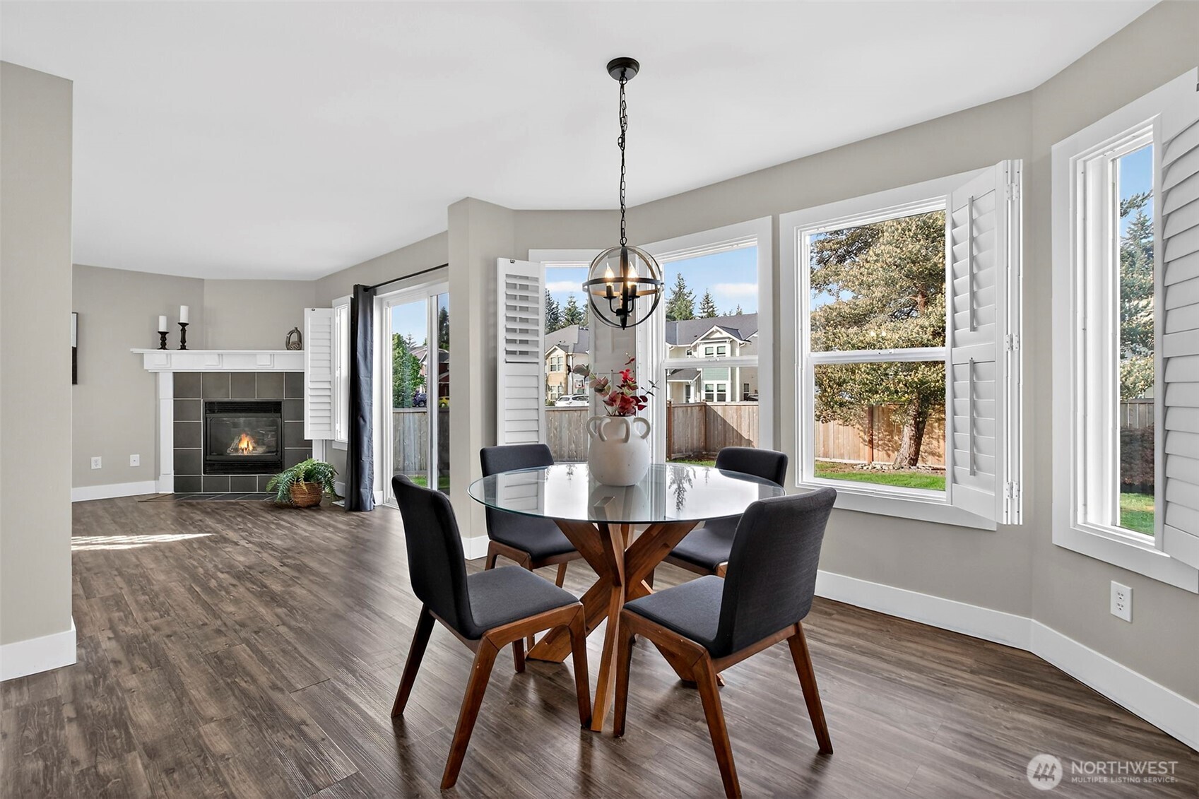 24216 237th Way SE, Maple Valley, WA 98038