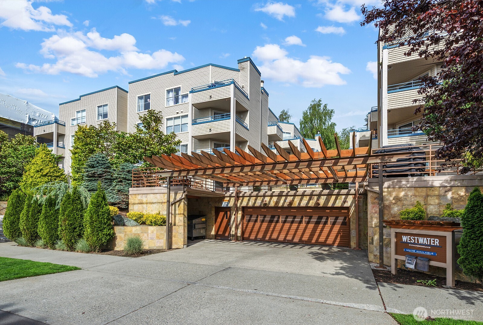 6960 California Avenue SW #A304, Seattle, WA 98136