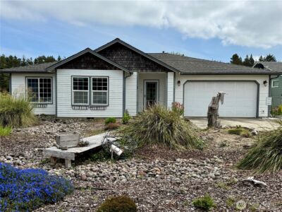30214 H Street , Ocean Park, WA 98640