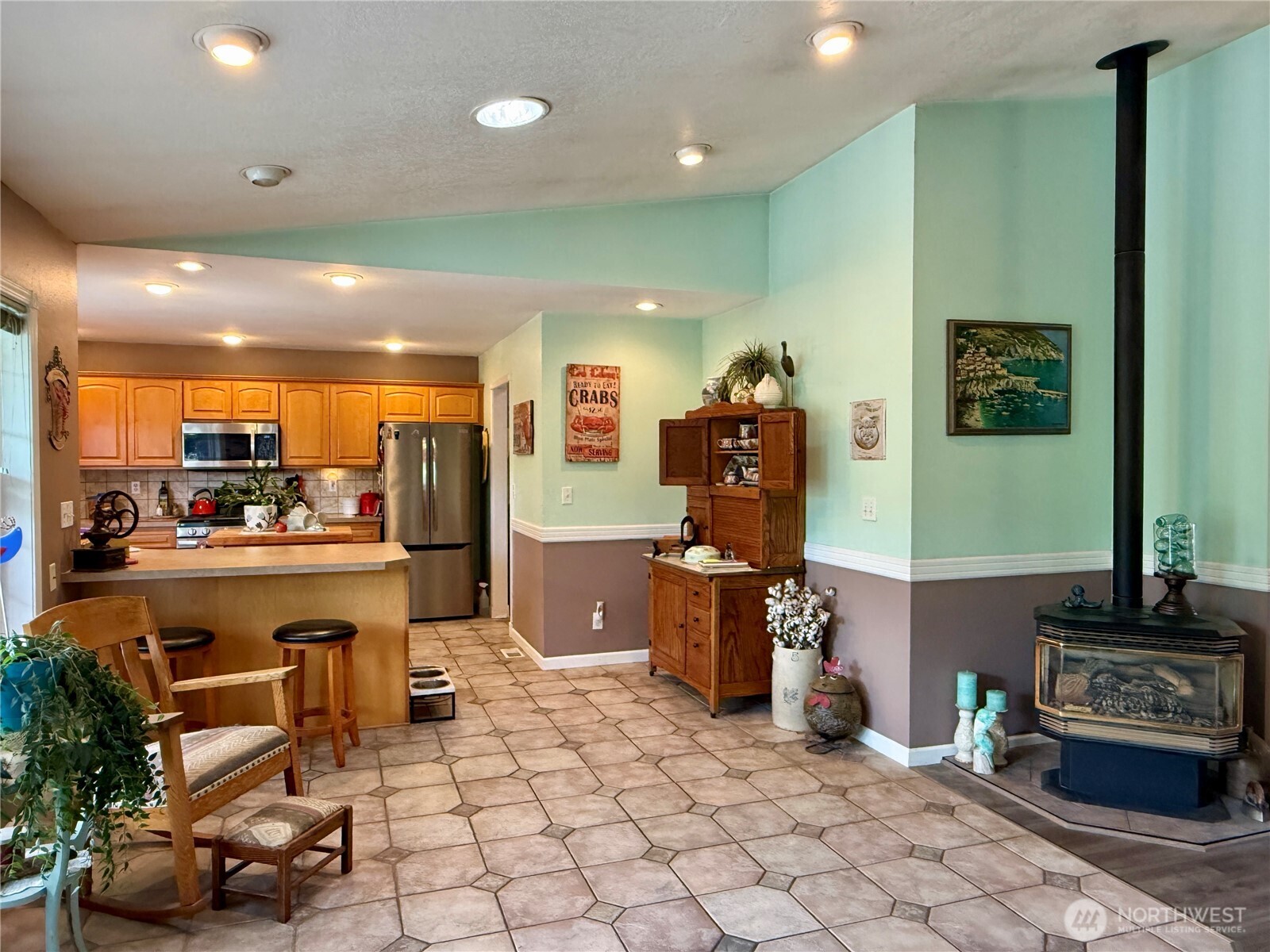 30214 H Street , Ocean Park, WA 98640