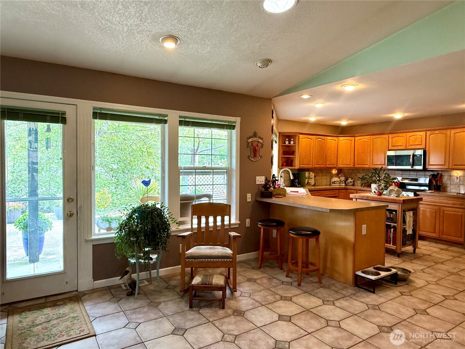 30214 H Street , Ocean Park, WA 98640