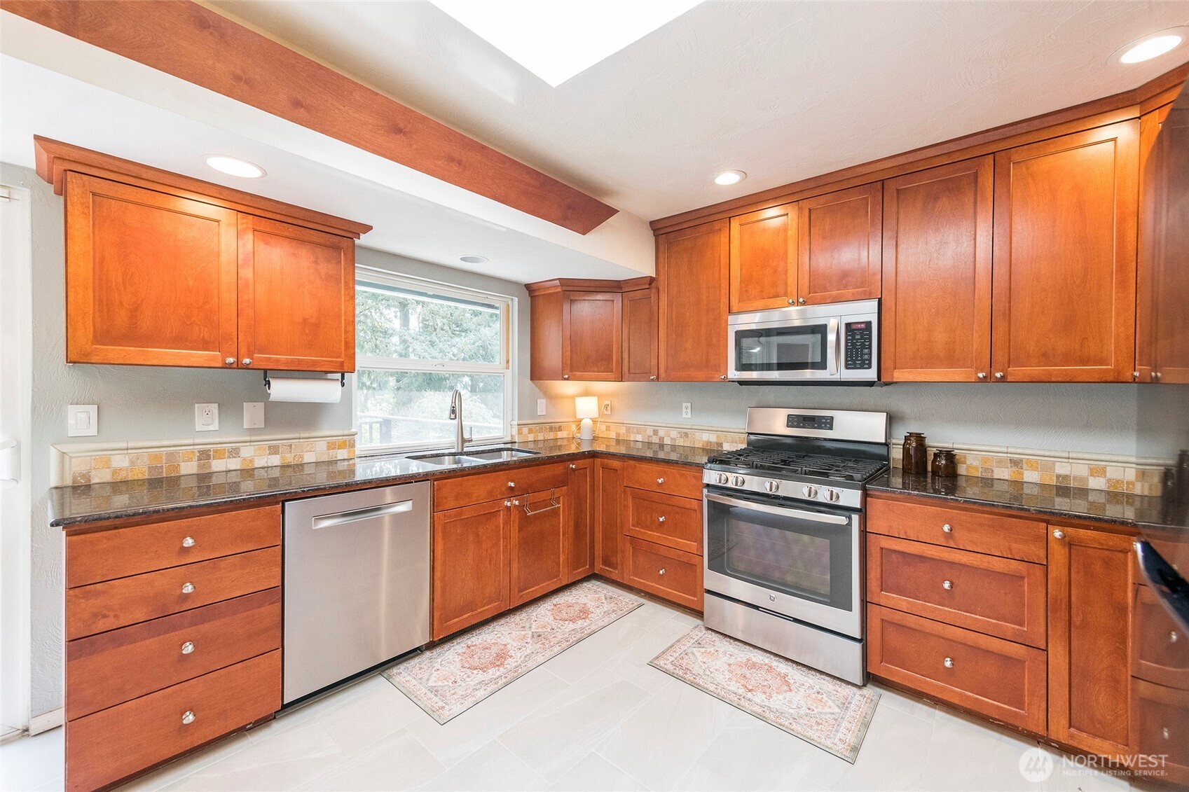 4823 66th Avenue W, University Place, WA 98467