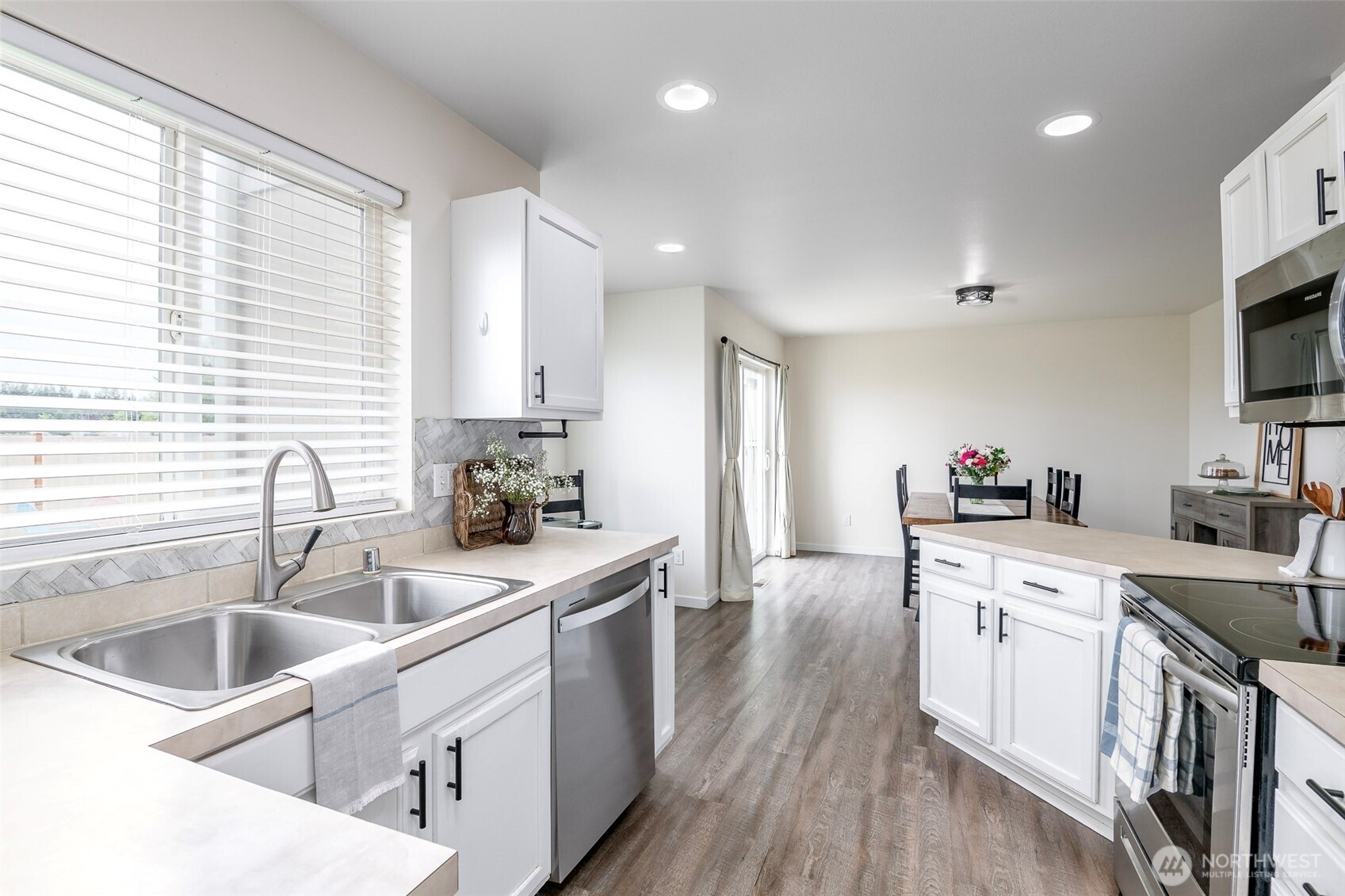16614 Greenleaf Avenue SE, Yelm, WA 98597