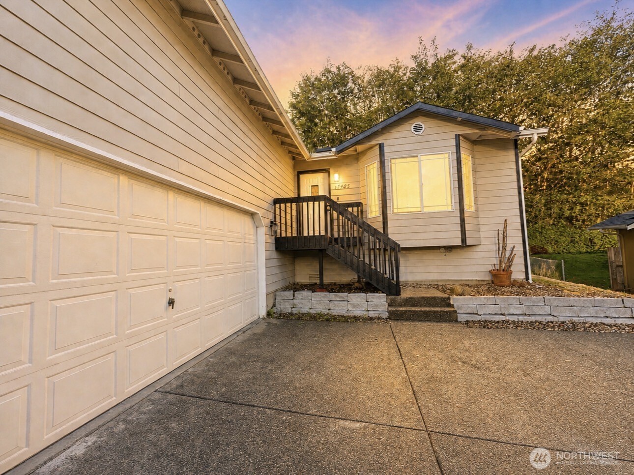 17425 Highland View Drive , Arlington, WA 98223