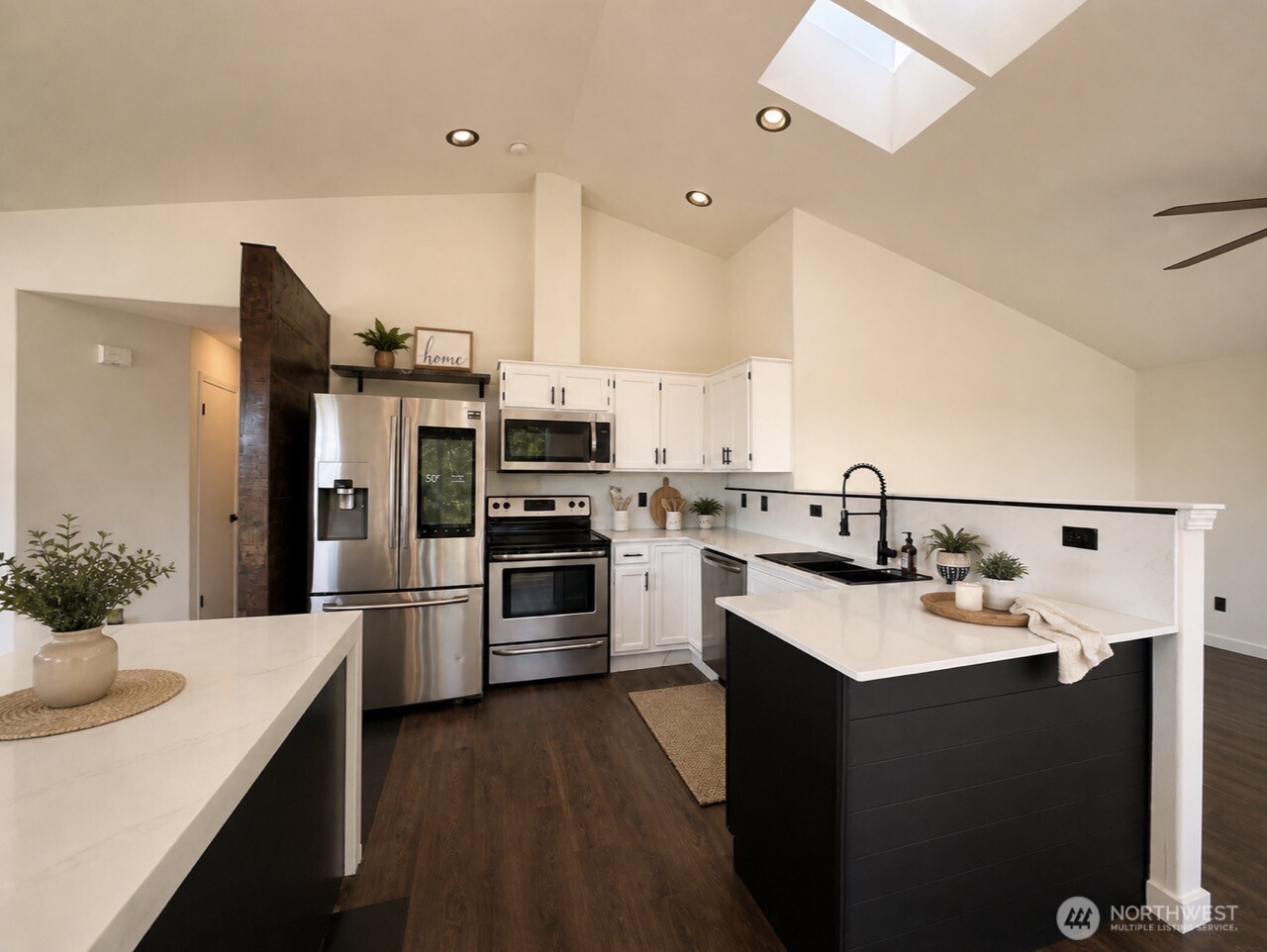 17425 Highland View Drive , Arlington, WA 98223