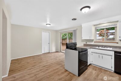9401 Columbine Circle W, University Place, WA 98467 - Photo 18
