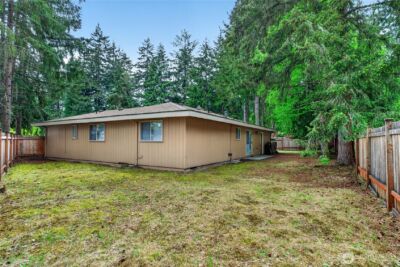 9401 Columbine Circle W, University Place, WA 98467 - Photo 31