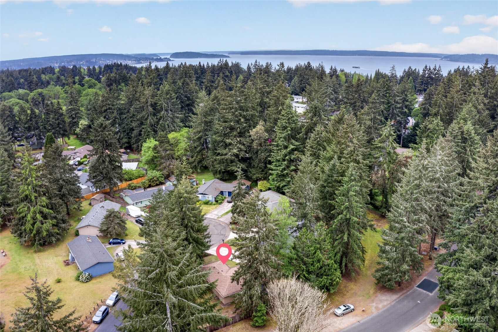 9401 Columbine Circle W, University Place, WA 98467