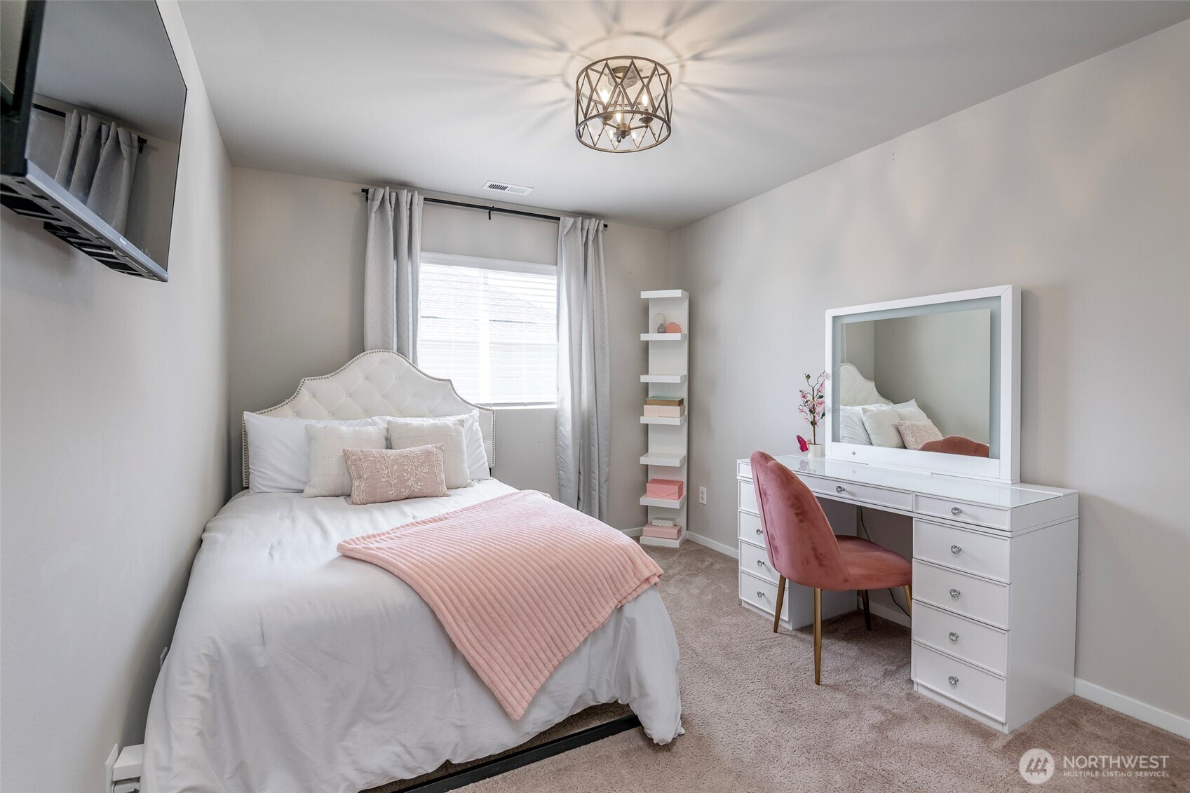 2933 Cassius Street NE, Lacey, WA 98516