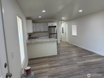 3010 W Peninsula Drive #77, Moses Lake, WA 98837 - Photo 2