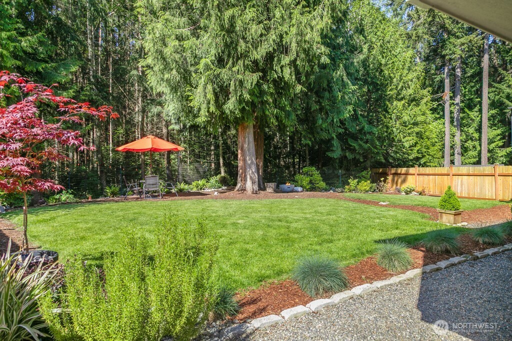 7930 NE Seawind Avenue , Poulsbo, WA 98370