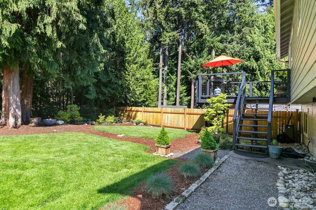 7930 NE Seawind Avenue , Poulsbo, WA 98370