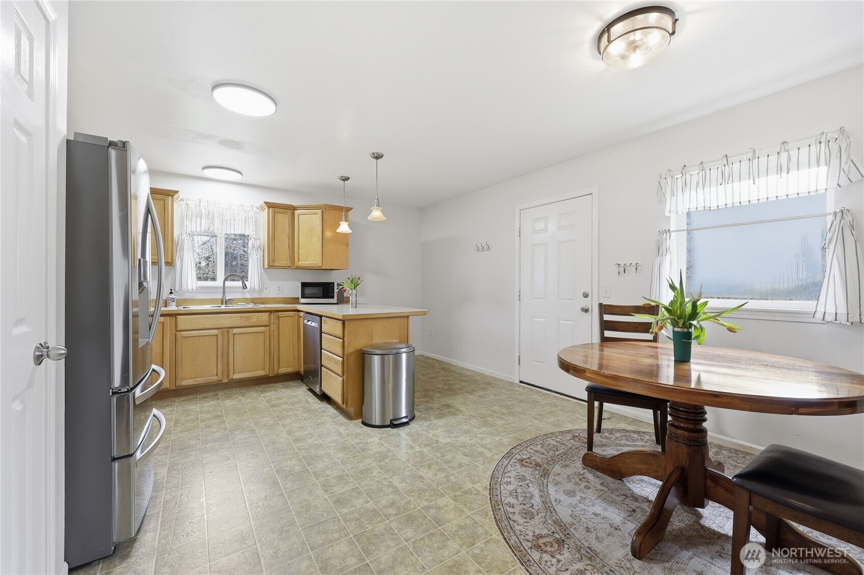 331 Bachelor Road , Sequim, WA 98382