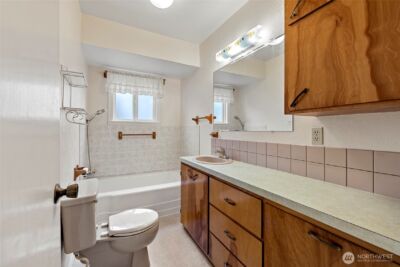 1309 State Rt 20 , Burlington, WA 98233 - Photo 21