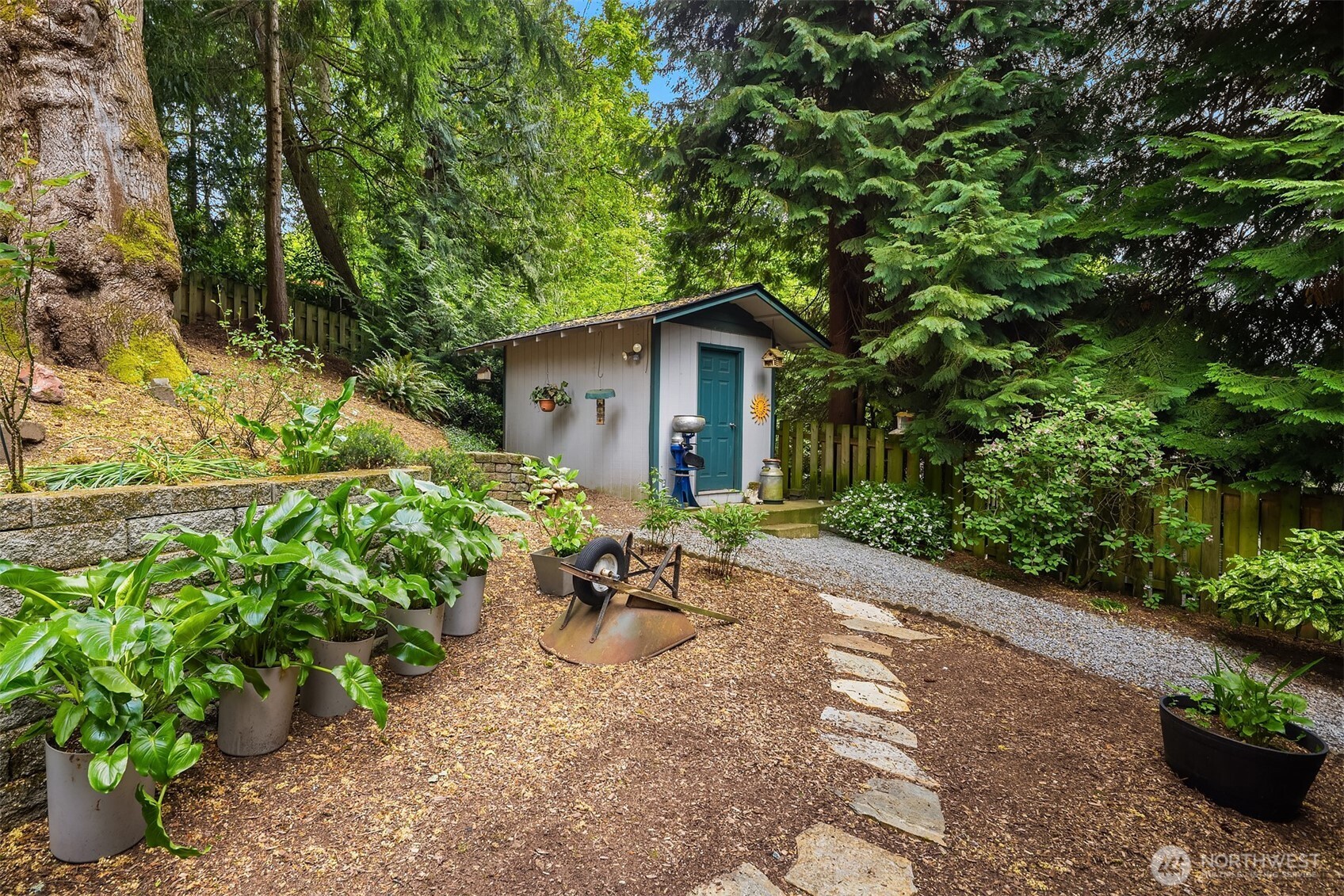 12016 106th Avenue NE, Kirkland, WA 98034