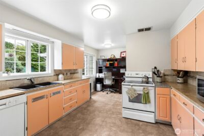 3218 Ogden Road SE, Olympia, WA 98501 - Photo 7