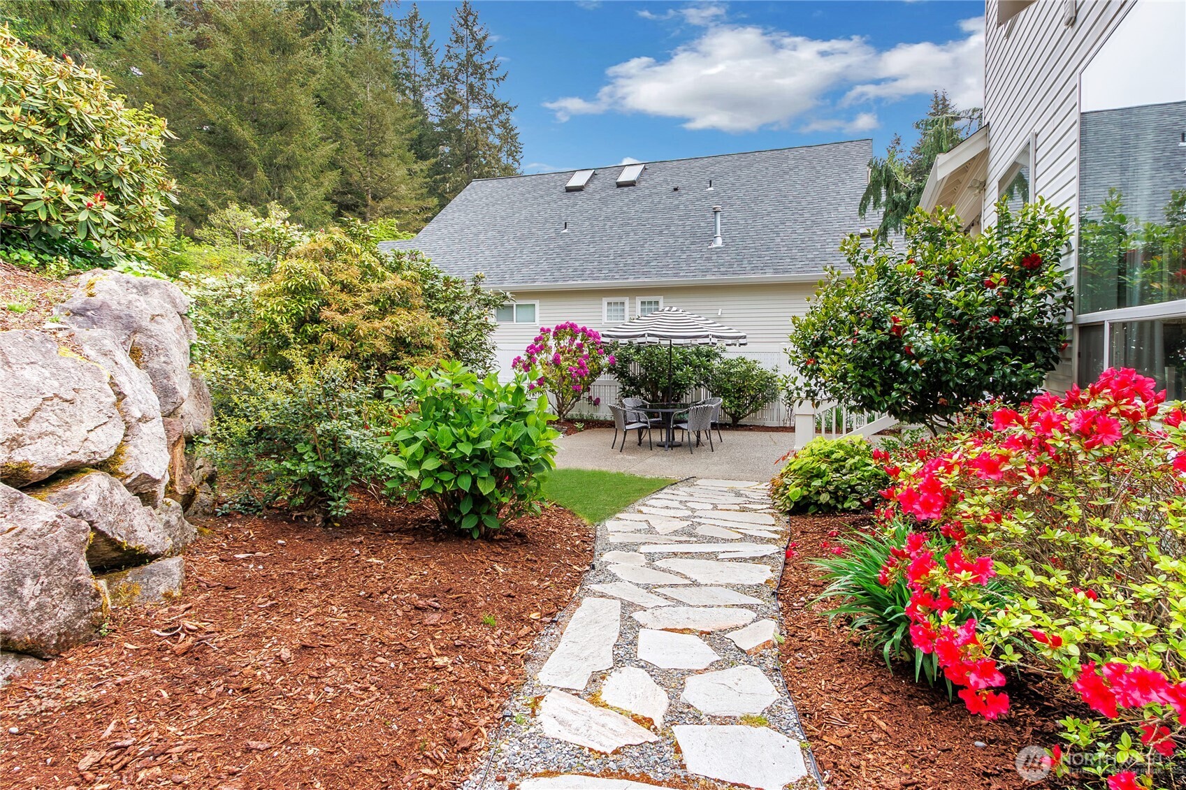 5904 61st Avenue W, University Place, WA 98467