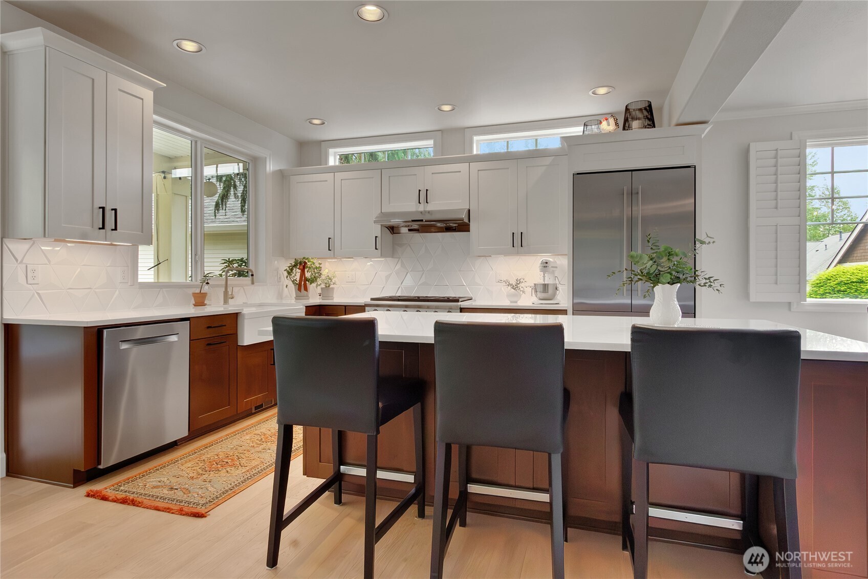 5904 61st Avenue W, University Place, WA 98467