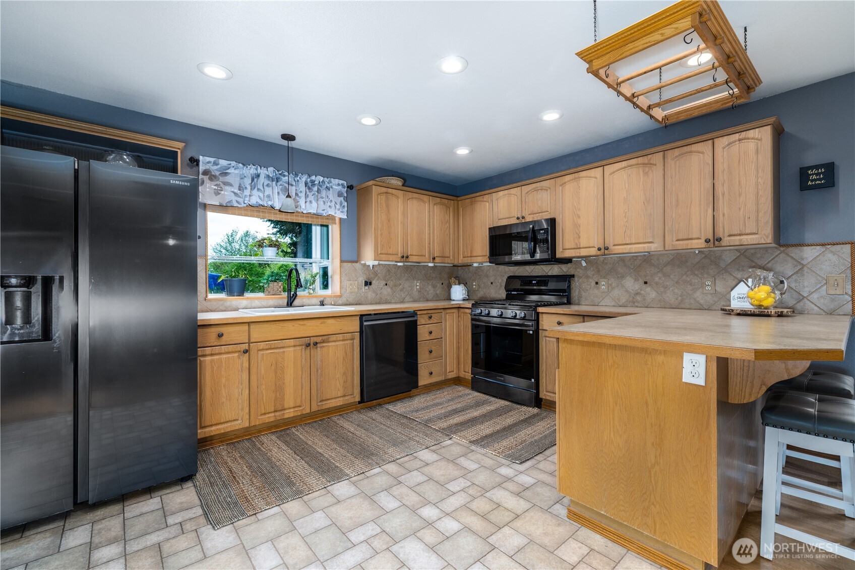 11720 261st Avenue Ct E, Buckley, WA 98321