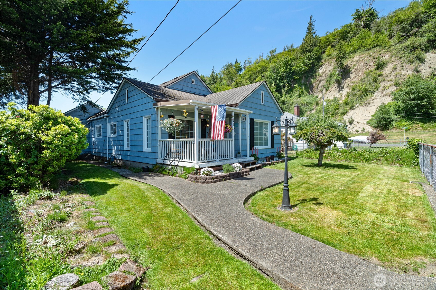 110 Ontario Street , Hoquiam, WA 98550