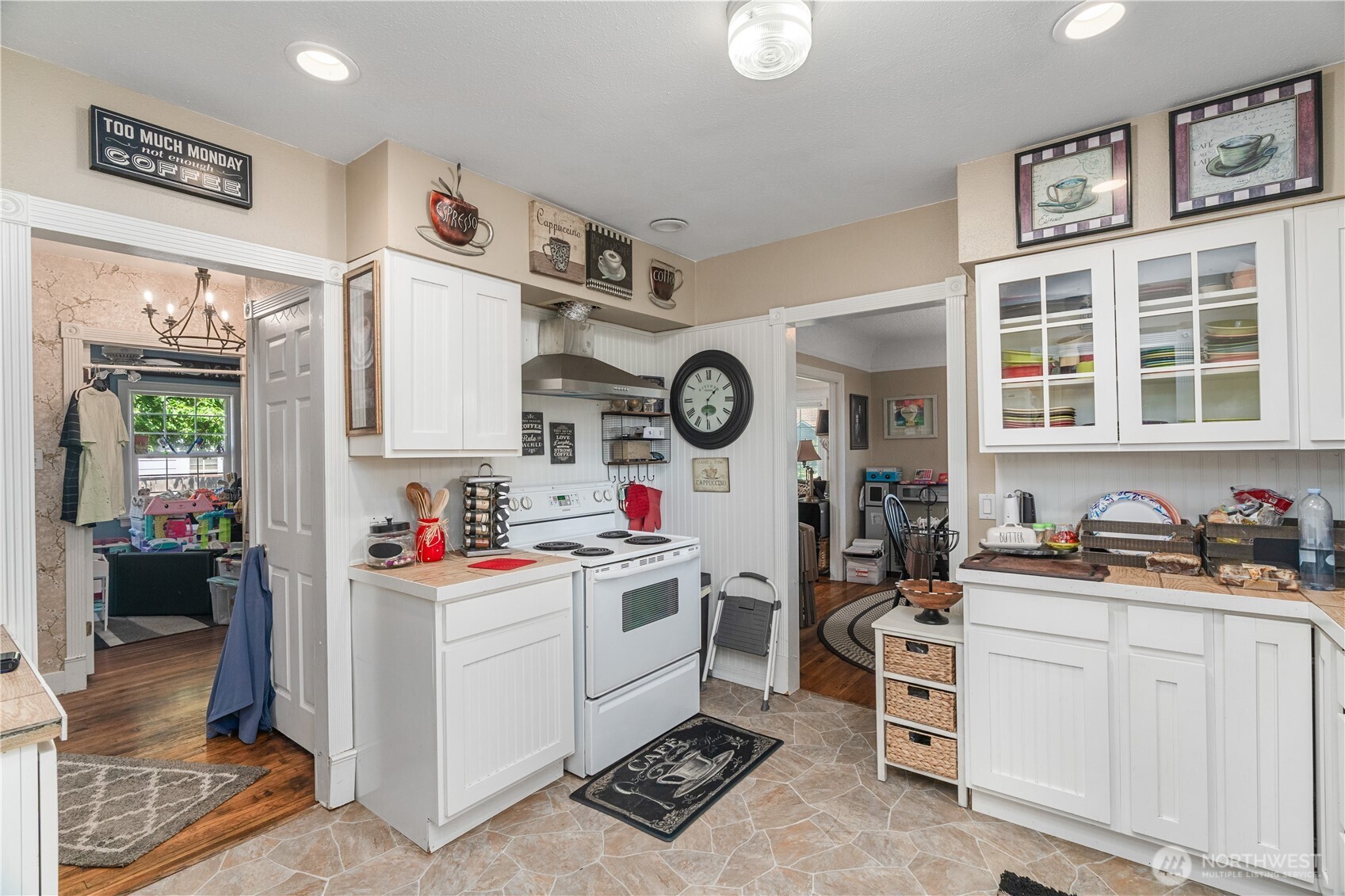 110 Ontario Street , Hoquiam, WA 98550