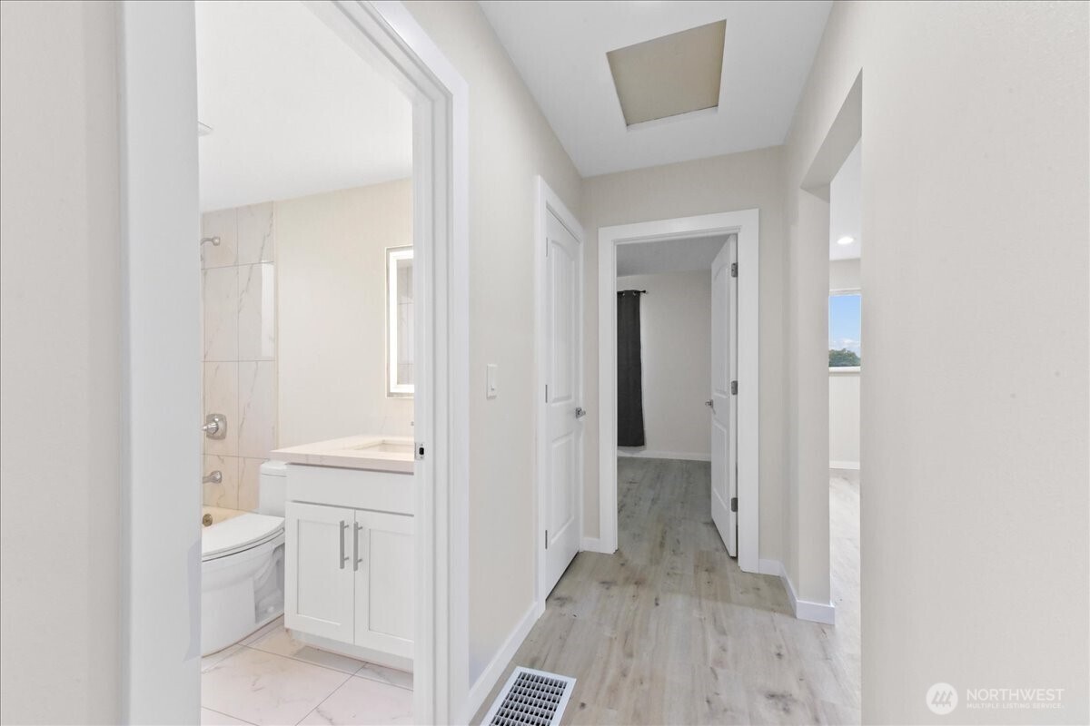 2202 20th Avenue S, Seattle, WA 98144