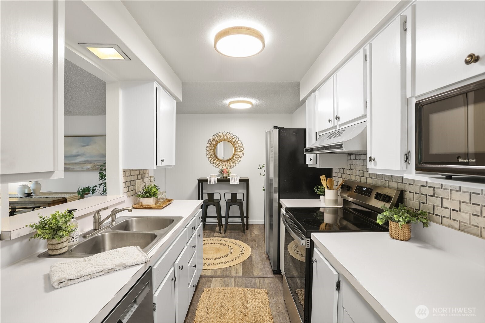 17110 NE 45th Street #30, Redmond, WA 98052-5633
