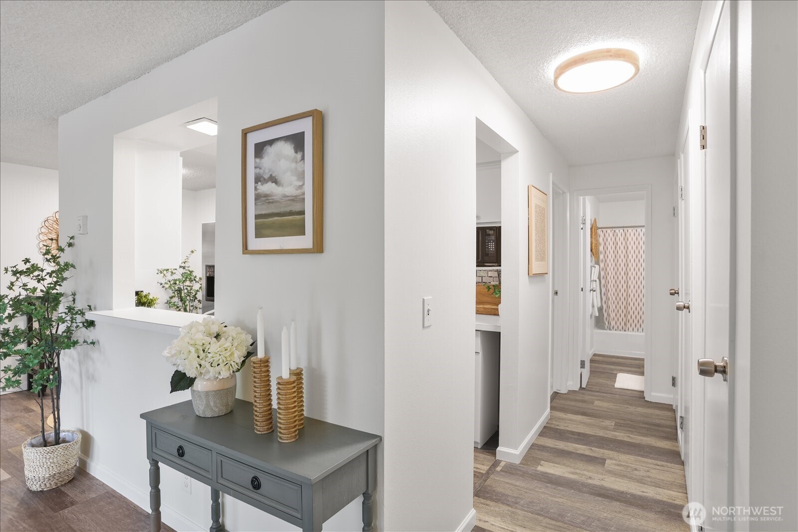 17110 NE 45th Street #30, Redmond, WA 98052-5633