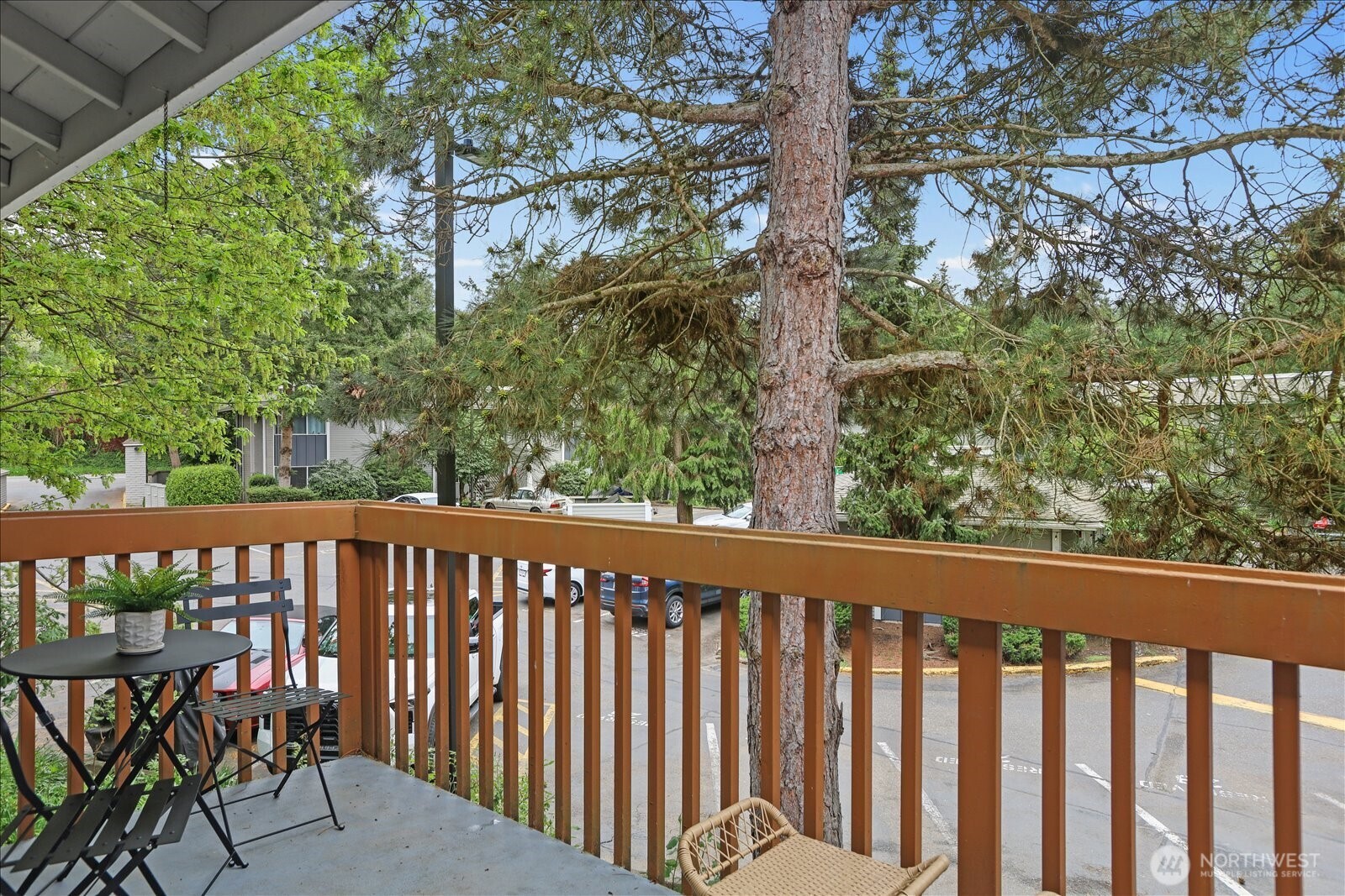 17110 NE 45th Street #30, Redmond, WA 98052-5633