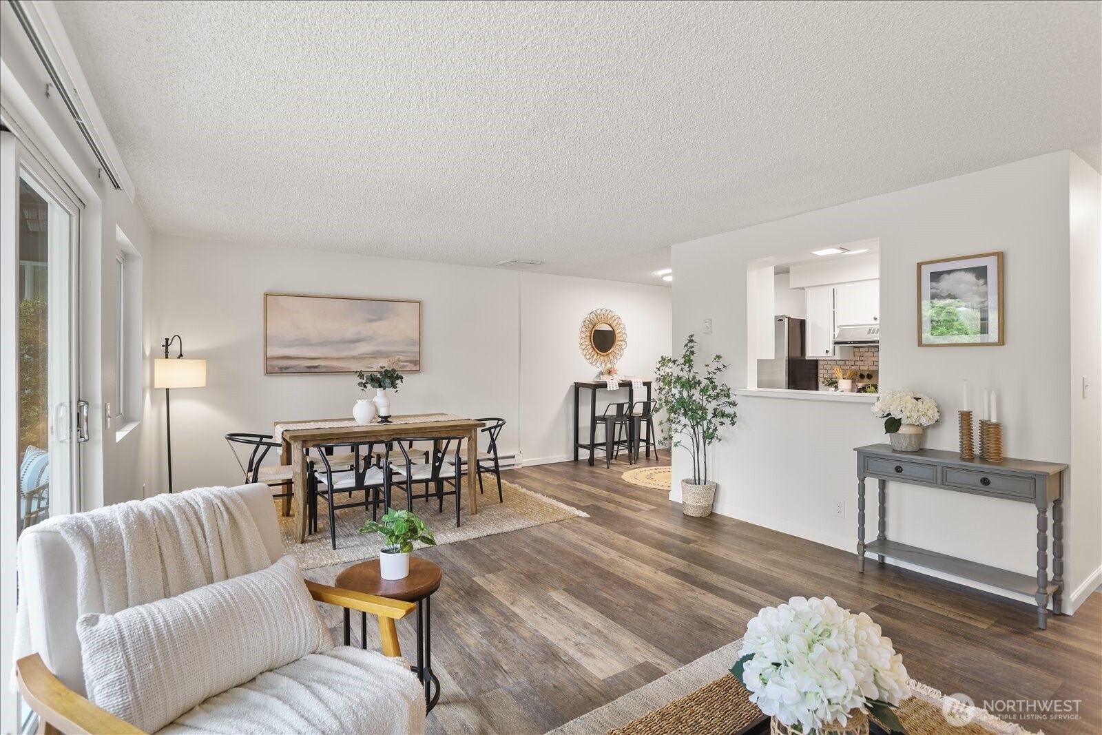 17110 NE 45th Street #30, Redmond, WA 98052-5633