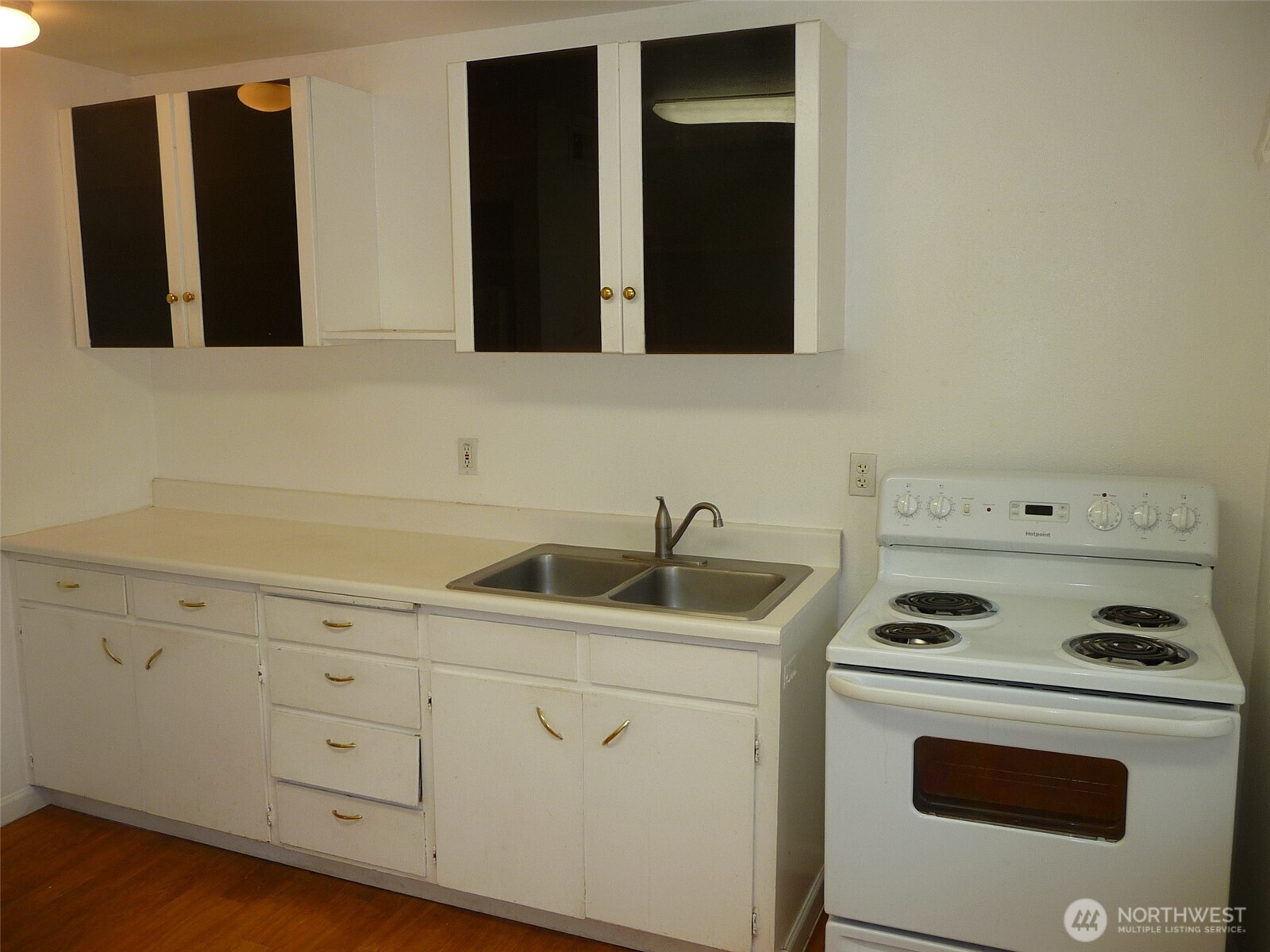 29 Nevada , Tacoma, WA 98409-7429
