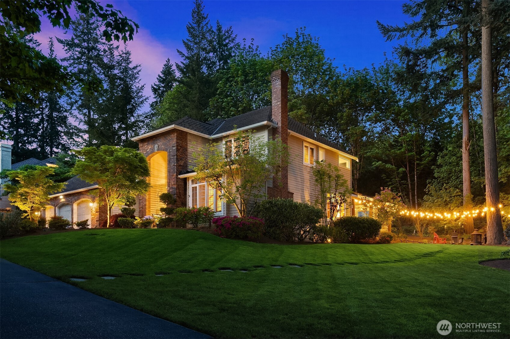 8512 213th Place NE, Redmond, WA 98053