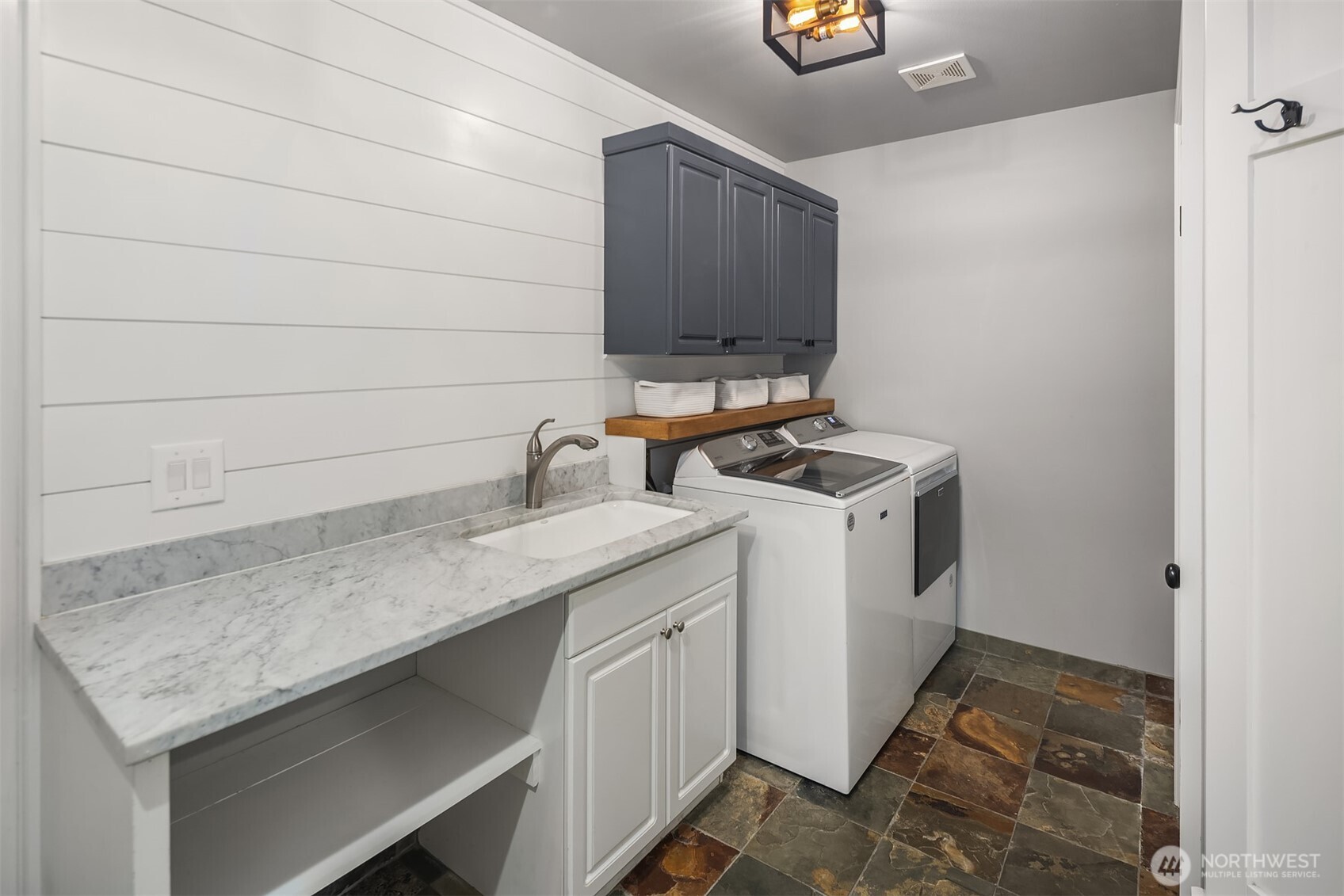 8512 213th Place NE, Redmond, WA 98053