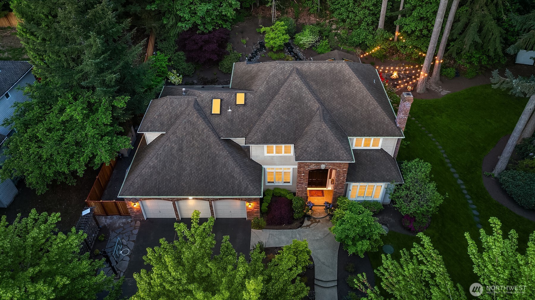 8512 213th Place NE, Redmond, WA 98053