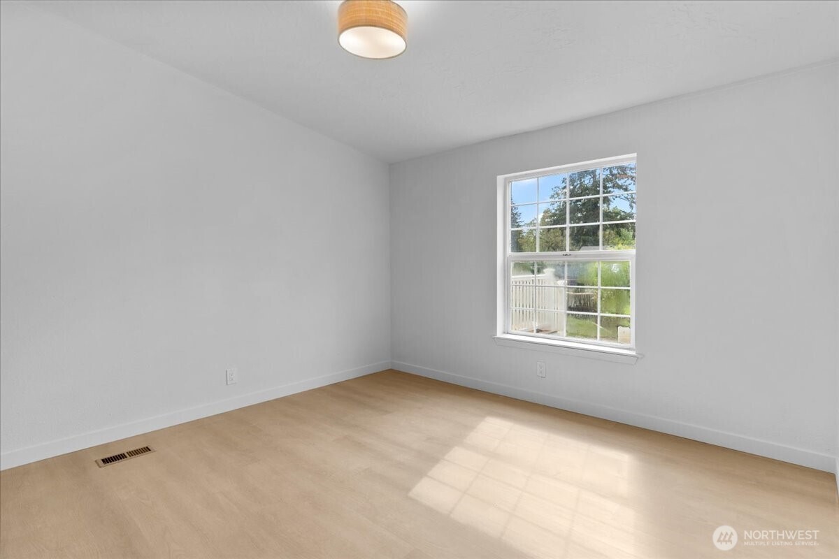 3116 252nd Street E, Spanaway, WA 98387