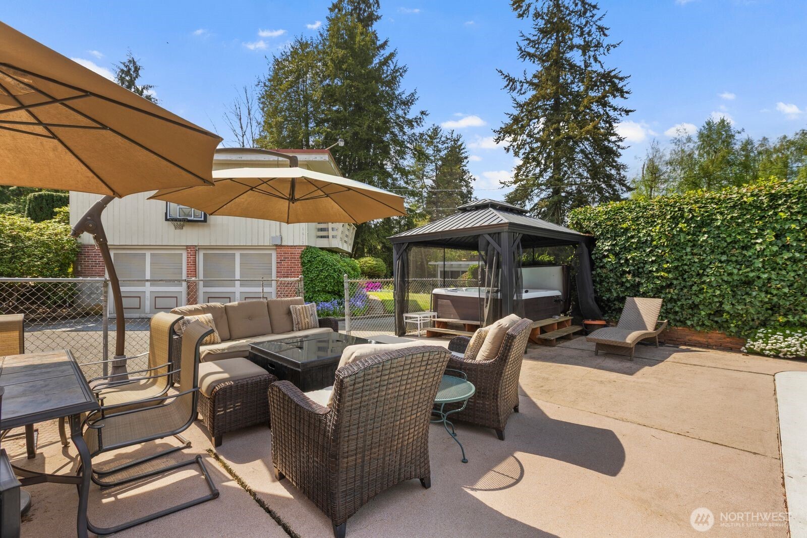 6612 NE 202nd Street , Kenmore, WA 98028