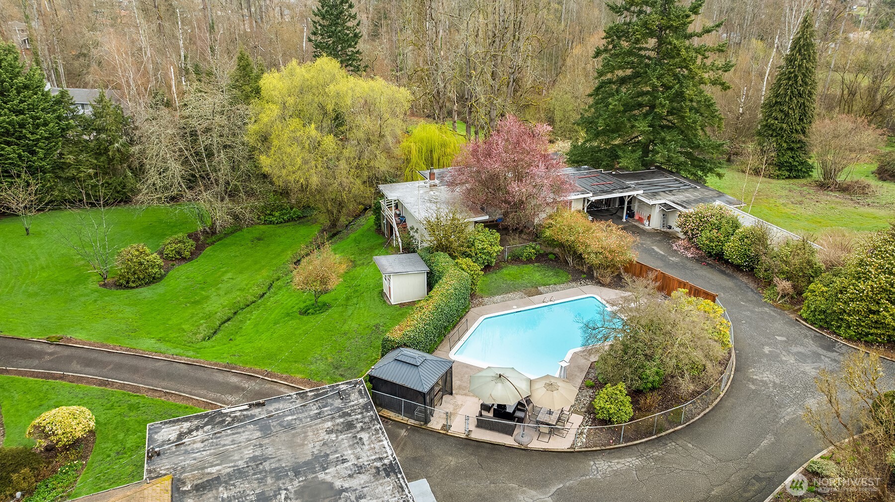 6612 NE 202nd Street , Kenmore, WA 98028