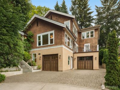 1007 W Newell Street , Seattle, WA 98119