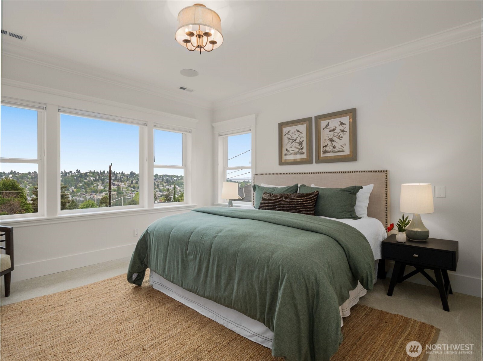 1007 W Newell Street , Seattle, WA 98119