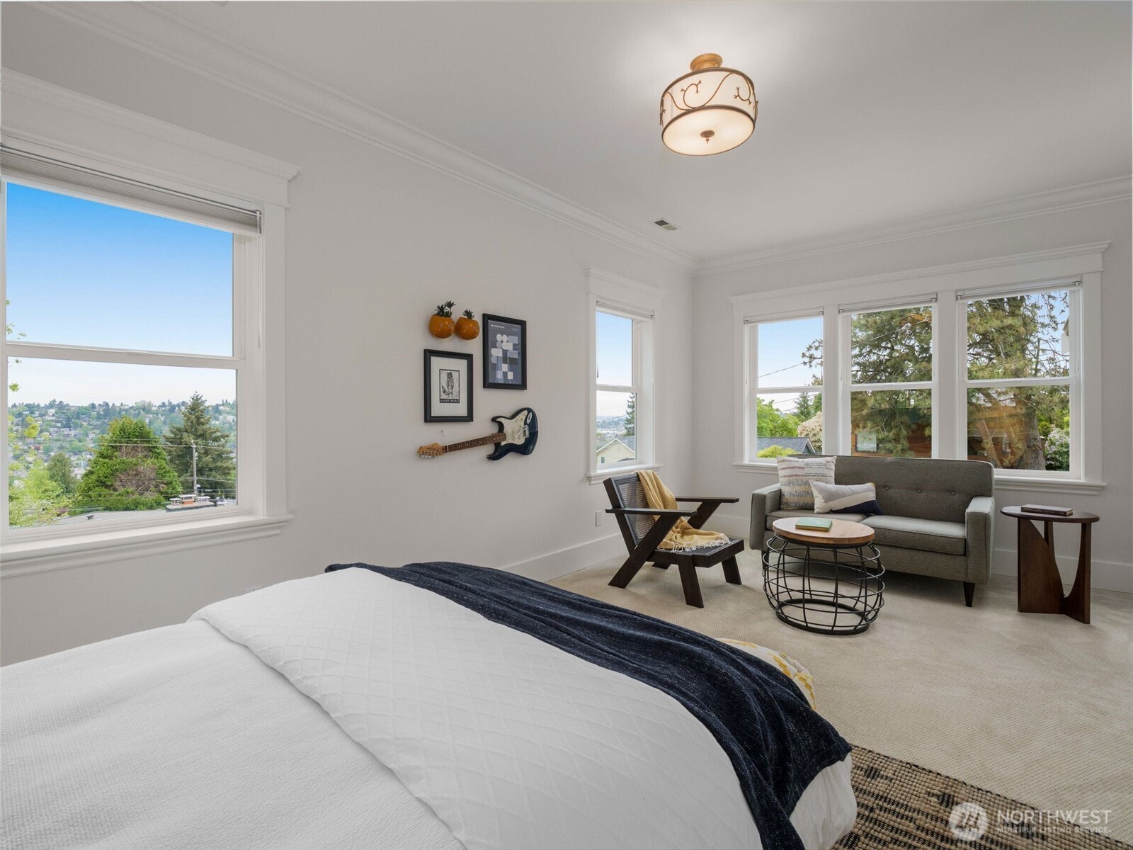 1007 W Newell Street , Seattle, WA 98119