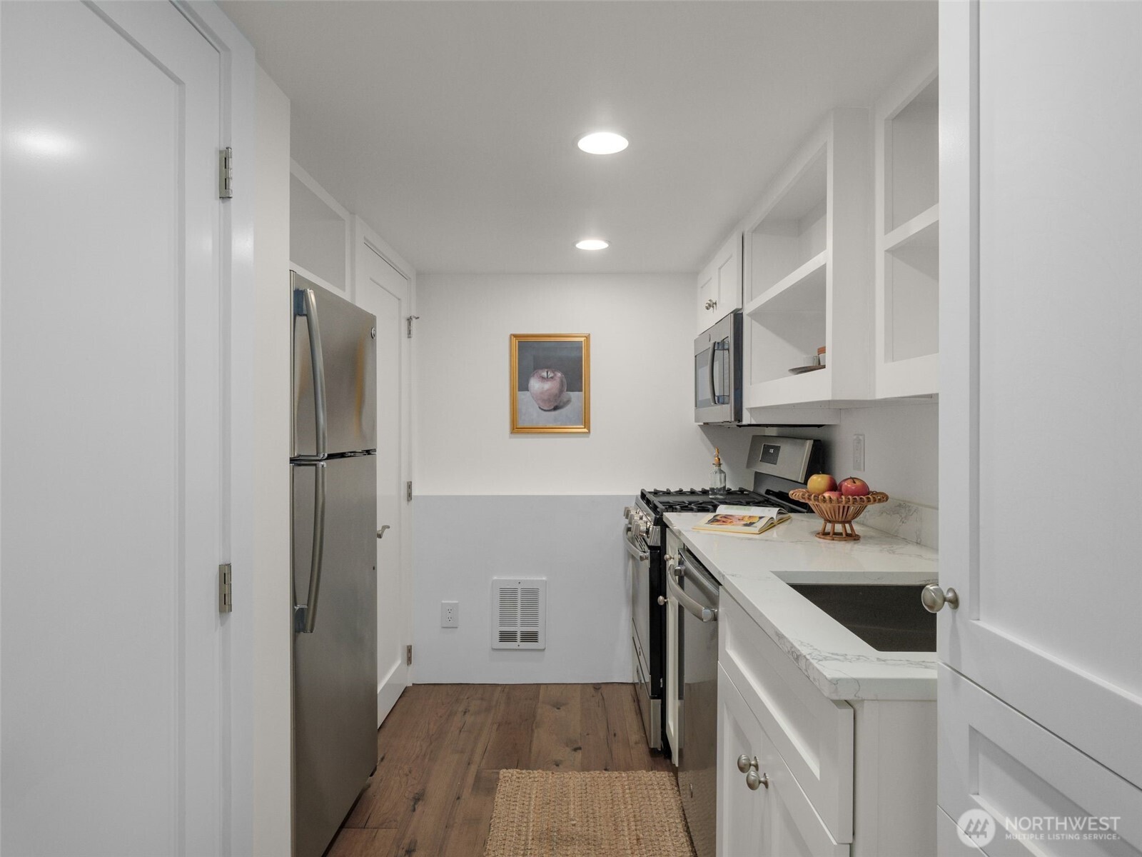 1007 W Newell Street , Seattle, WA 98119
