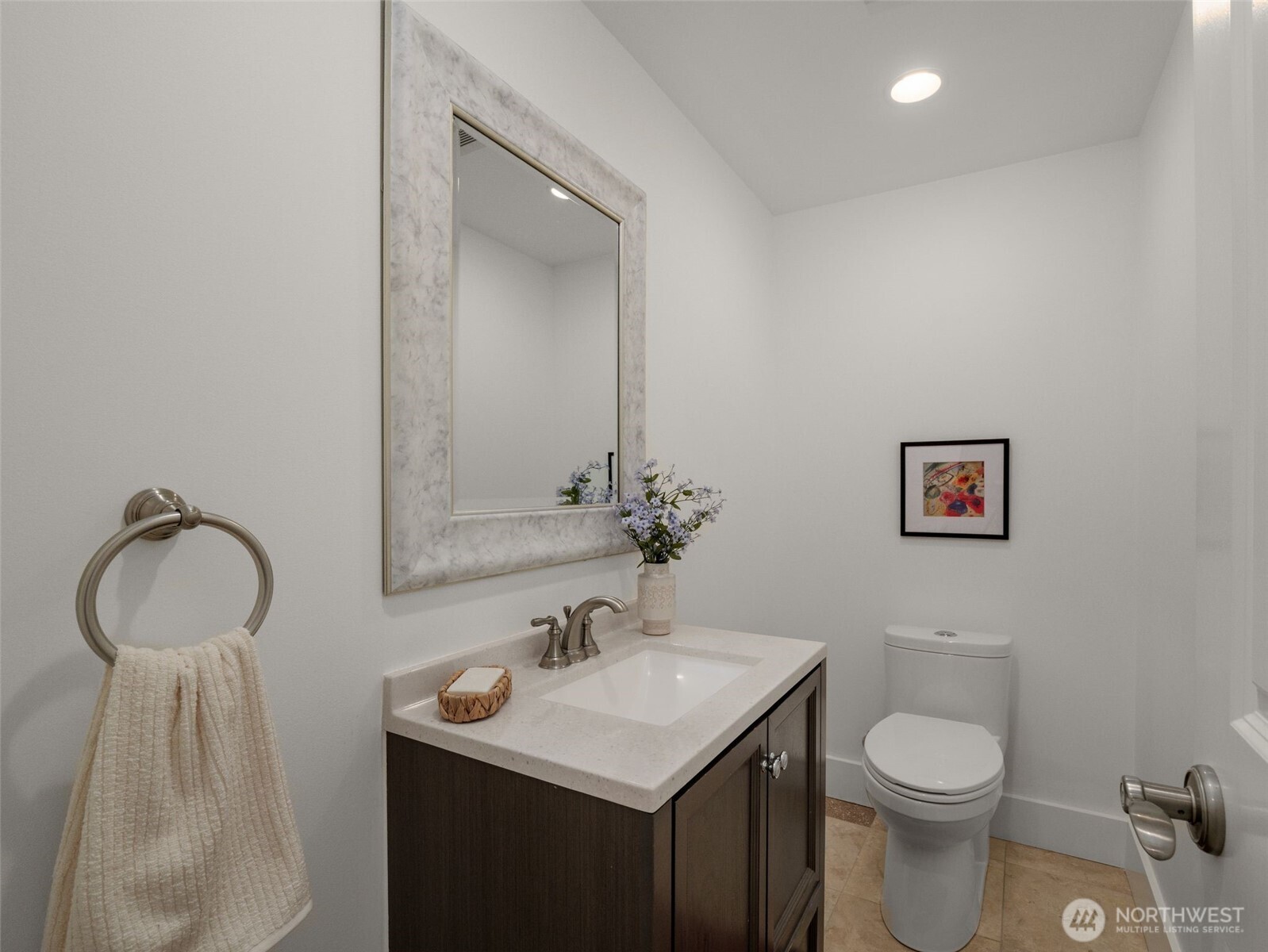 1007 W Newell Street , Seattle, WA 98119