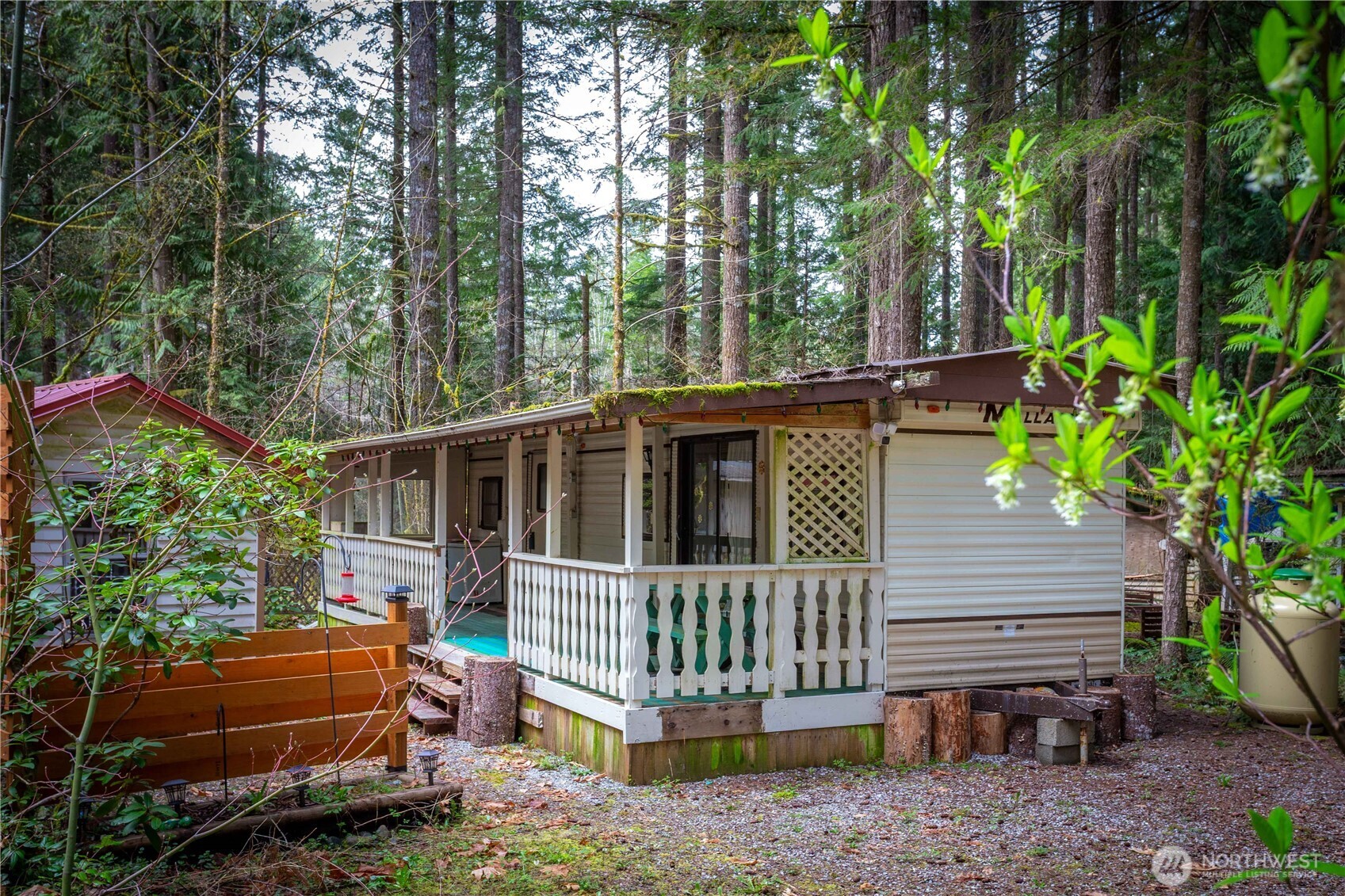 22 1 Goldrush Road , Deming, WA 98244