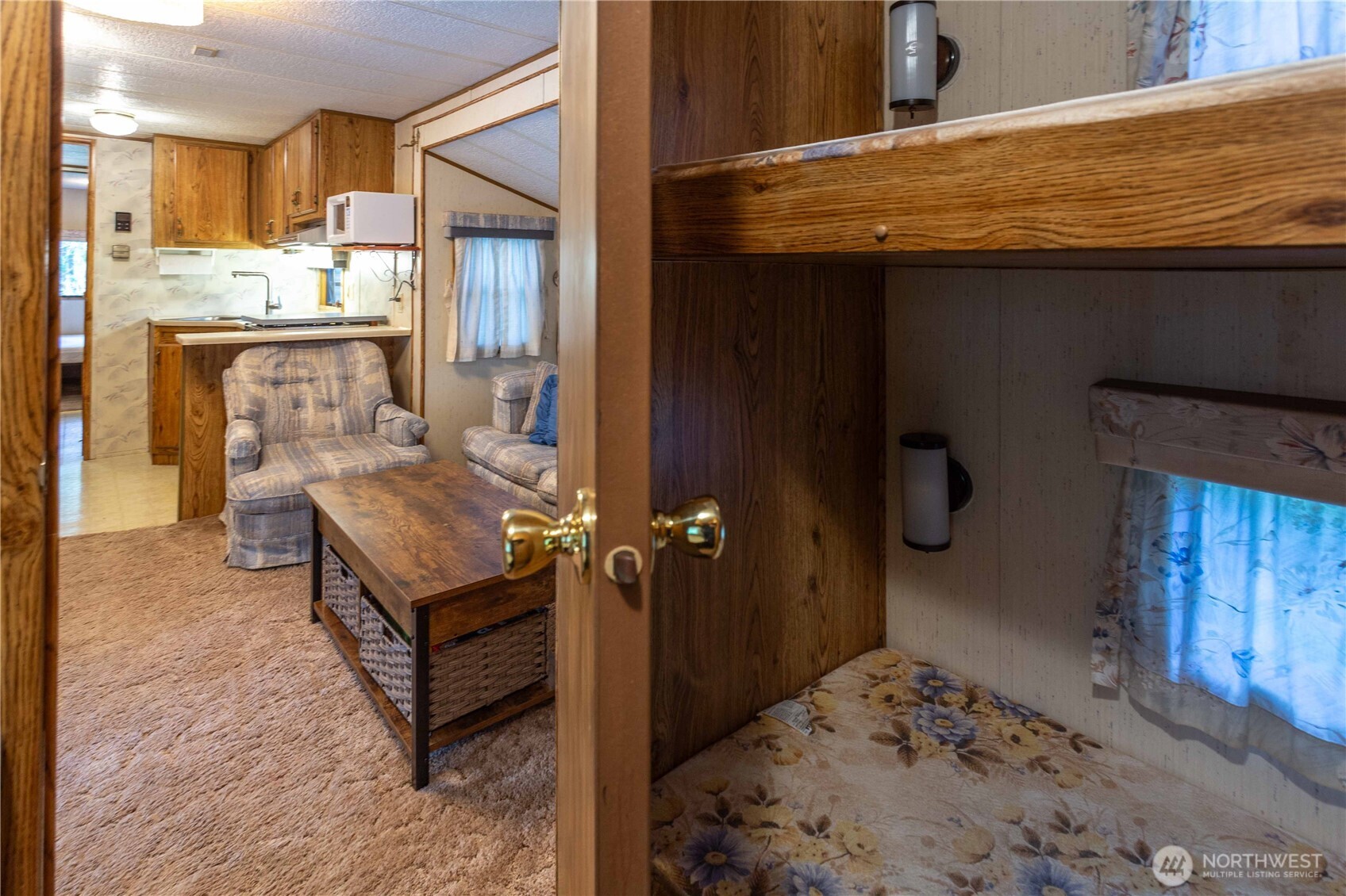 22 1 Goldrush Road , Deming, WA 98244